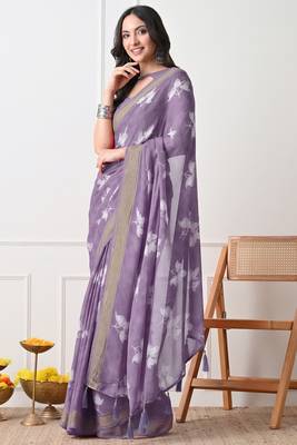Women's purple floral print georgette saree with unstitched piece 3