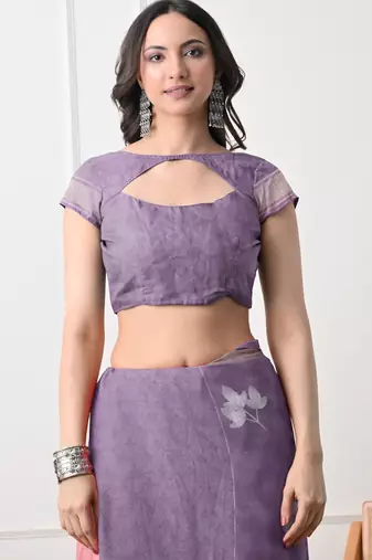 Women's purple floral print georgette saree with unstitched piece