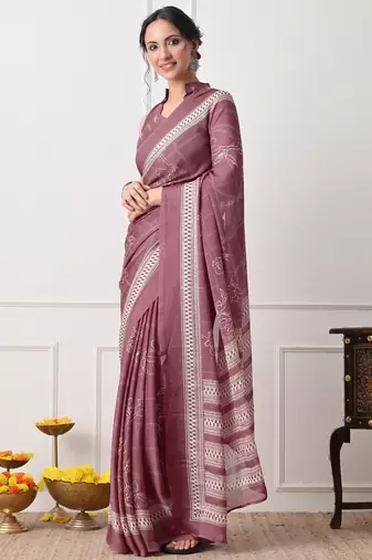 Women's pink floral print chiffon saree with unstitched piece