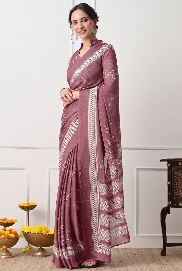 Women's pink floral print chiffon saree with unstitched piece