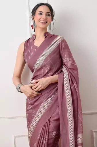 Women's pink floral print chiffon saree with unstitched piece