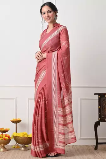 Women's coral floral print chiffon saree with unstitched piece