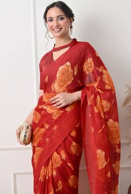 Women's red floral print chiffon saree with unstitched piece 4