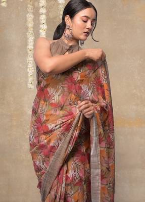 Women's orange floral cotton blend saree with unstitched piece 5