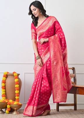 Women's pink woven design silk blend saree with unstitched piece 3