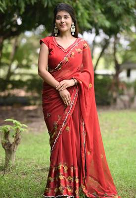 Women's red floral stripes print georgette saree with unstitched piece 1