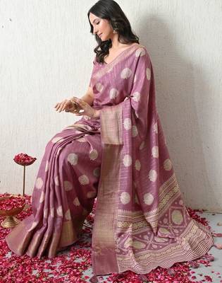 Women's pink block print cotton silk blend saree with unstitched piece 3