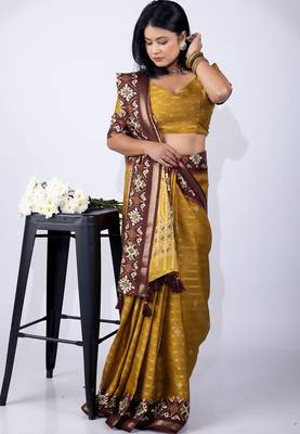 Women's mustard zari woven stripes cotton silk blend saree with unstitched piece 2