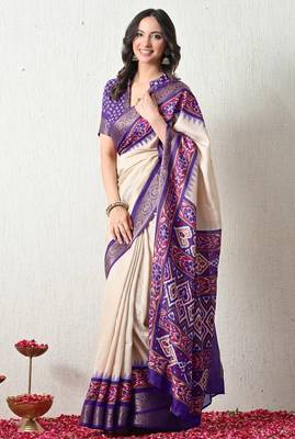 Women's off white ikkat print cotton silk blend saree with unstitched piece 3
