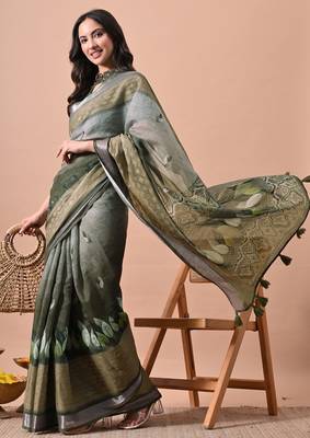 Women's green floral print cotton blend saree with unstitched piece 2