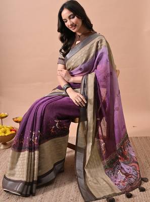 Women's purple floral print cotton blend saree with unstitched piece 2