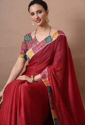 Women's red embellished georgette saree with unstitched piece 5