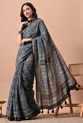 Women's blue floral print viscose cotton saree with unstitched piece 3