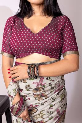 Women's grey floral print viscose cotton saree with unstitched piece 2