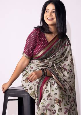 Women's grey floral print viscose cotton saree with unstitched piece 3