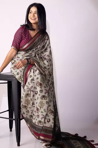 Women's grey floral print viscose cotton saree with unstitched piece