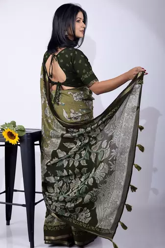 Women's green floral print viscose cotton saree with unstitched piece