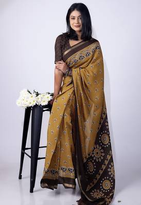 women's mustard floral block print viscose saree with unstitched piece 2
