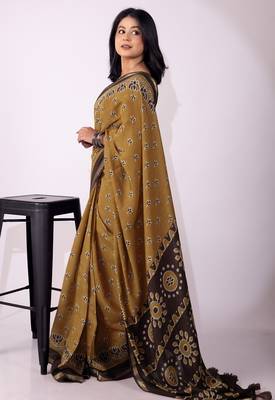women's mustard floral block print viscose saree with unstitched piece 3