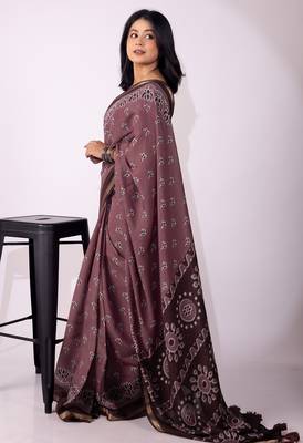 Women's magenta floral,block print viscose cotton saree with unstitched piece 3