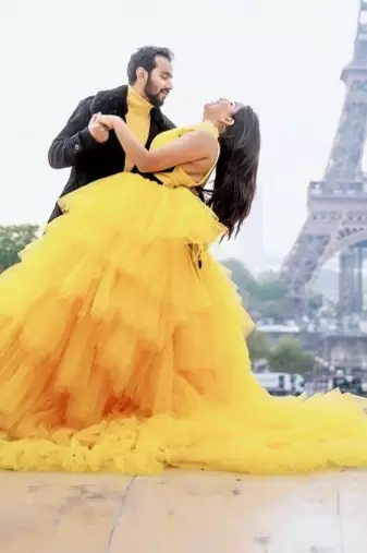 Elegant Yellow Tiered Ruffle Gown – Luxury Party & Evening Wear Dress