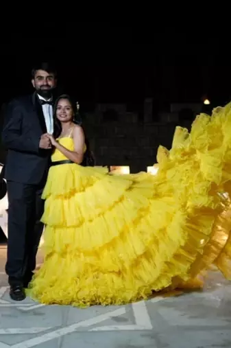 Elegant Yellow Tiered Ruffle Gown – Luxury Party & Evening Wear Dress