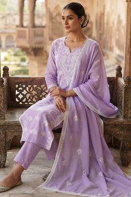 levendar embroidered cambric cotton straight kurta set 2