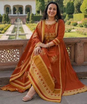 rust orange embroidered chanderi straight kurta pant suit set with dupatta 2