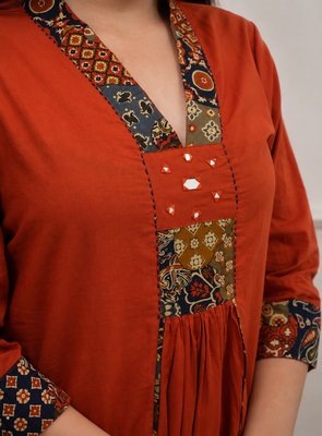 rust kalamkari print cotton straight kurta set 3