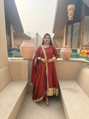 Women rust brown anarkali kurta pant set with dupatta 1