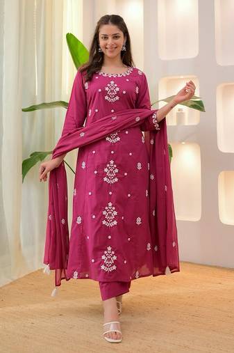 Womens Pink rayon straight kurta set hand embroidered festival wear