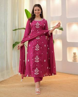 Womens Pink rayon straight kurta set hand embroidered festival wear 1