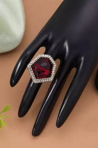 Elegant handmade red color crystal stone ring