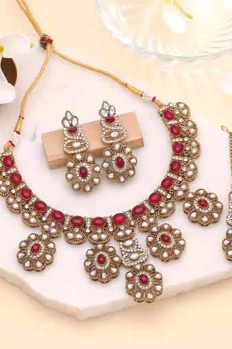 Traditional red color kundan jewellery set