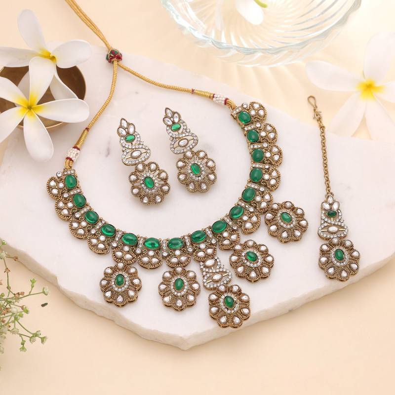Traditional green color kundan jewellery set