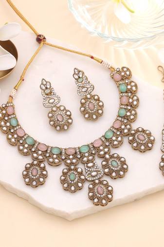 Light pink & light green color kundan jewellery set