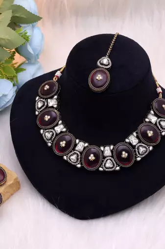 Maroon color traditional kundan jewellery set