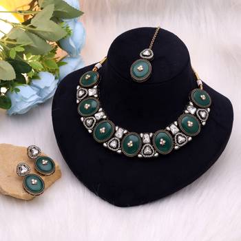 Green color designer kundan jewellery set 2