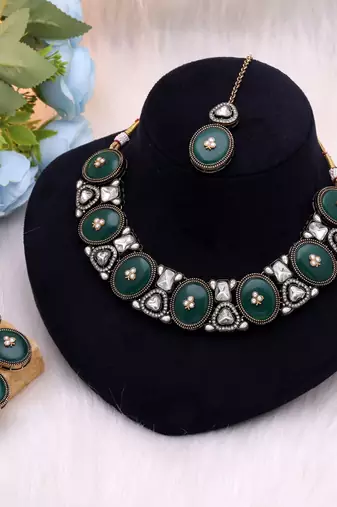 Green color designer kundan jewellery set