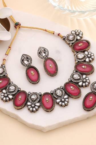 Maroon color traditional kundan jewellery set