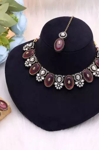 Maroon color traditional kundan jewellery set