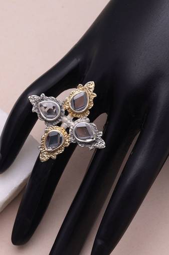 White color dual tone oxidised rings designer look