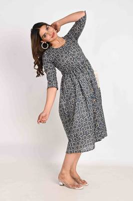 Cotton Midi Blue A line Dress with Schiffli pockets 4