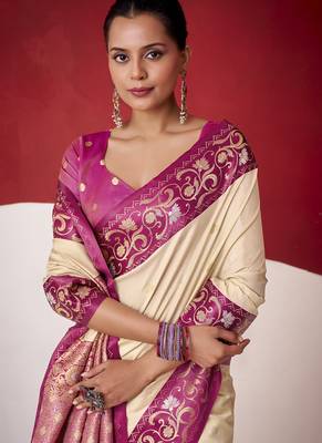 beige soft silk blend with rich woven borders sarees 4