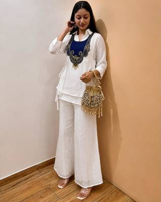 White silk blend embroidered palazzo set 3