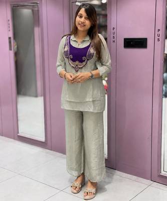 Grey silk blend embroidered palazzo set 4