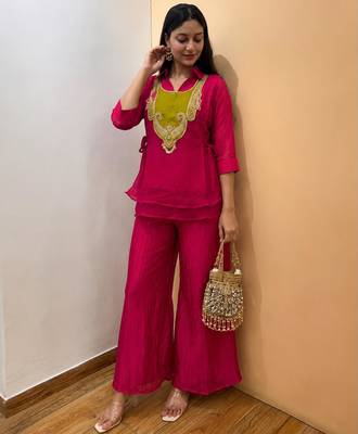 Magenta silk blend embroidered palazzo set 2