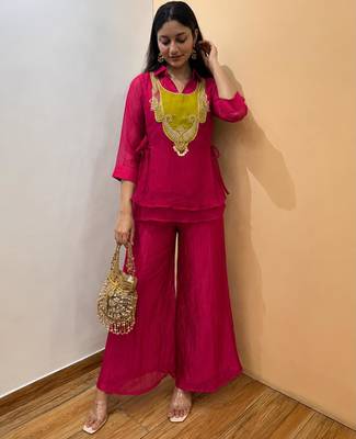Magenta silk blend embroidered palazzo set 3