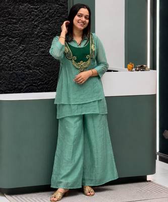 Sea-green silk blend embroidered palazzo set 4