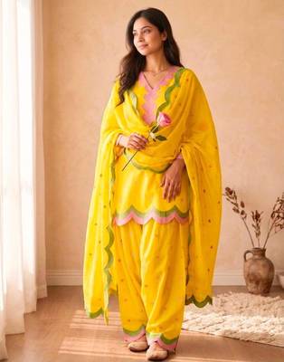 Yellow chanderi embroidered farshi salwar set 1